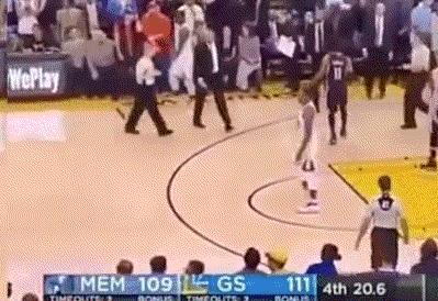 用一生来对抗傲慢与偏见，万字长文记录库里的乔丹精神