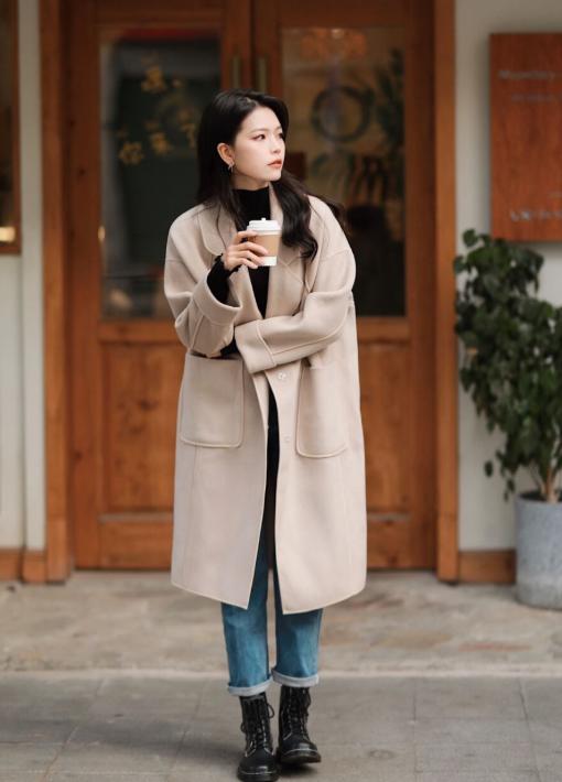 今年又火了种穿法：“萝卜裤+马丁靴”，超显腿长，小个子穿飒美