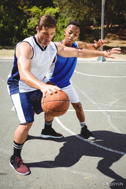怎样练好篮球基本功,教你一招篮球技巧