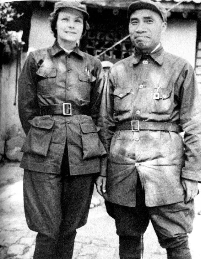 死后被葬在八宝山的女人,葬在八宝山的北大才女