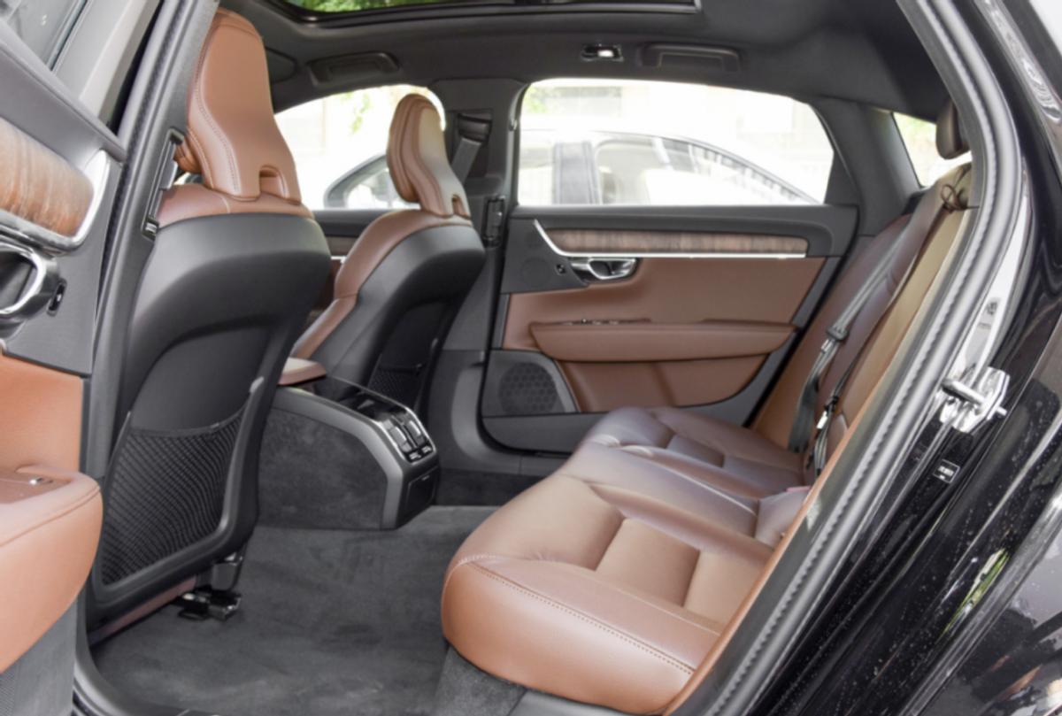 10万元能买哪一年的沃尔沃s90,10万左右能买到哪年的沃尔沃s90