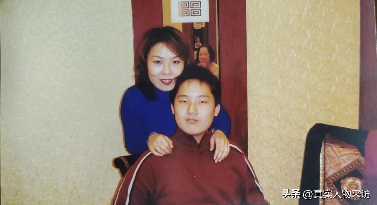 我上海智障青年，家有2000W*迁拆**房，送外卖月入过万拒绝入赘台湾