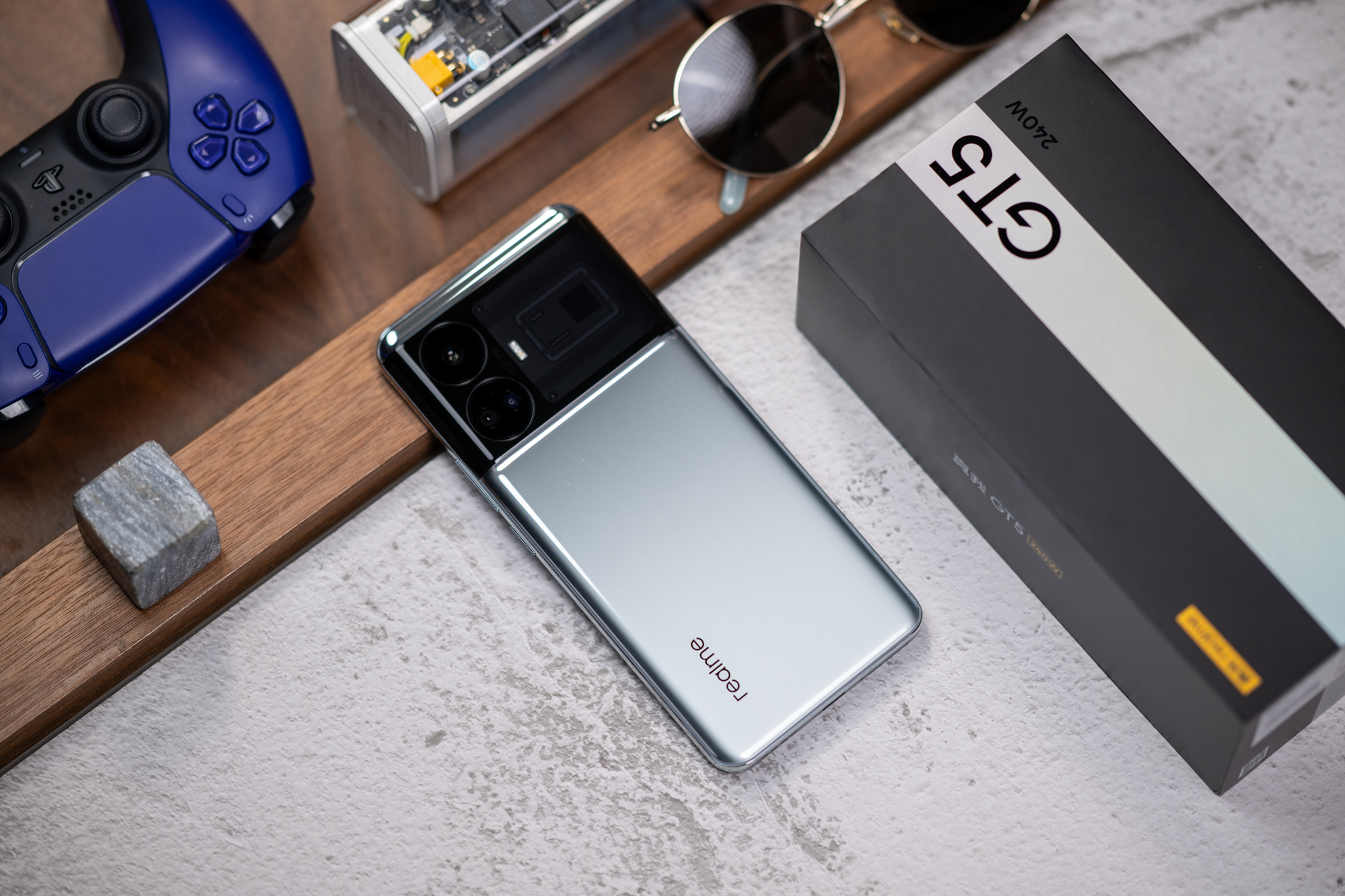 gt5真我开启快充,真我gt5深度测评续航