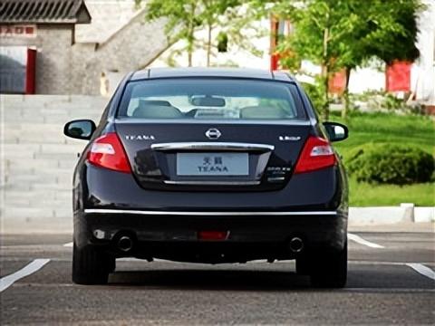 有颗强大心脏评全新日产天籁,日产天籁2021款2.0舒适版测试视频