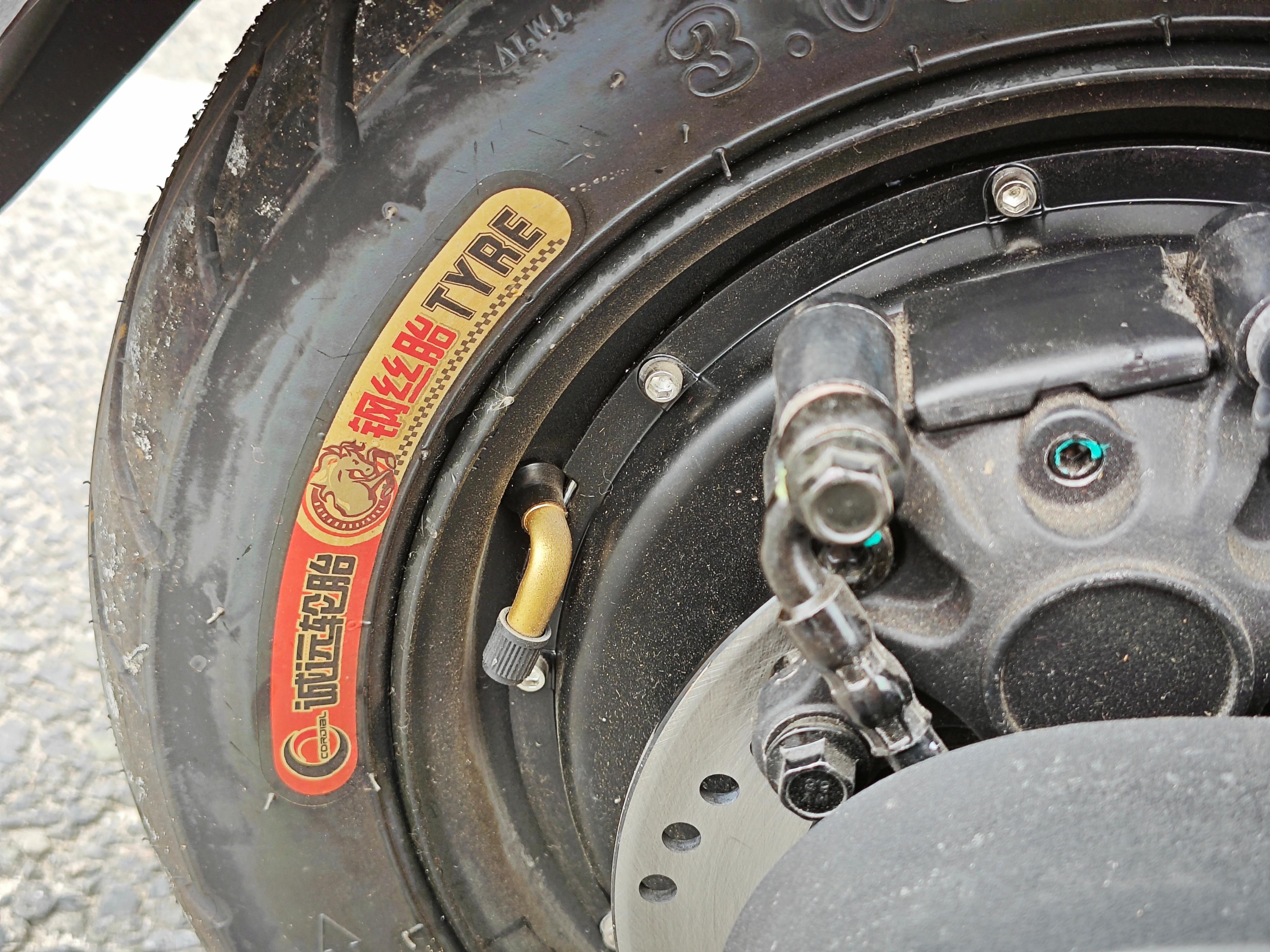 绿源电动车s70骑行感受,绿源s70液冷电动车真实感受