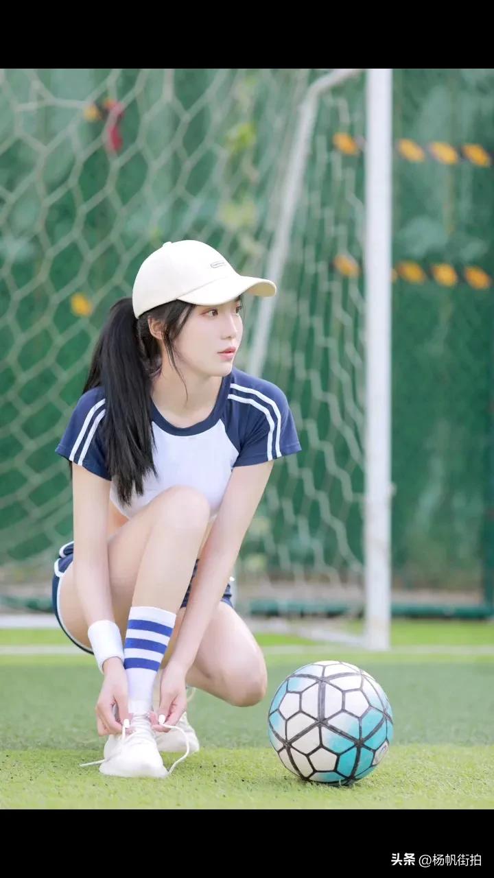 卡塔尔世界杯足球美女图片,卡塔尔多哈街拍美女