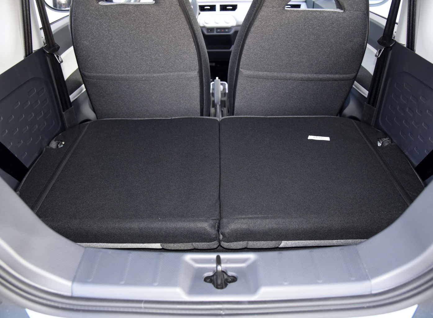 买奇瑞qq冰淇淋0首付,奇瑞qq冰淇淋和五菱宏光mini对比