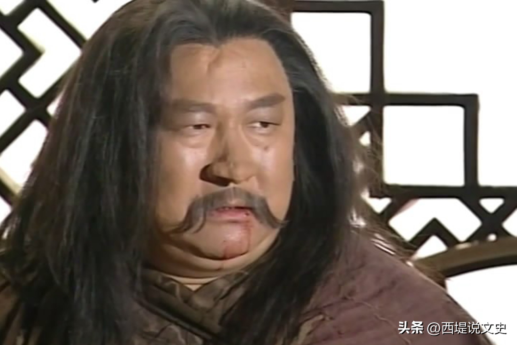 倚天屠龙记杨逍年轻战绩,倚天屠龙记怎么没有九阴真经