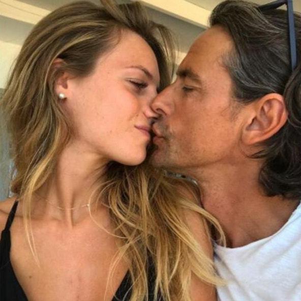 因扎吉晒孩子出生照,大小因扎吉年轻图片