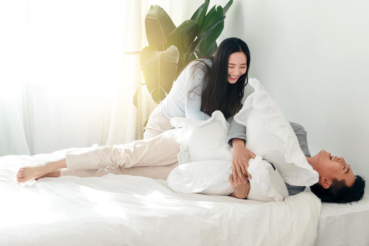 夫妻同房之后，女人这3件事最好不要立即做，对子宫没啥好处