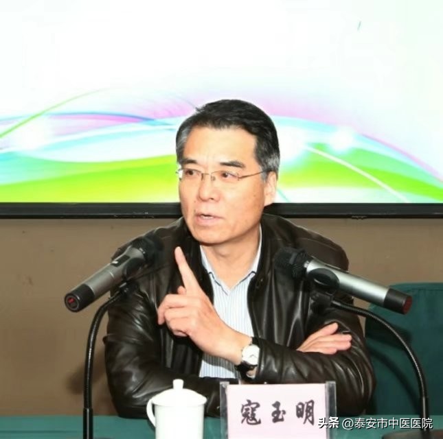 医心向党医师节照片,医心向党庆盛会