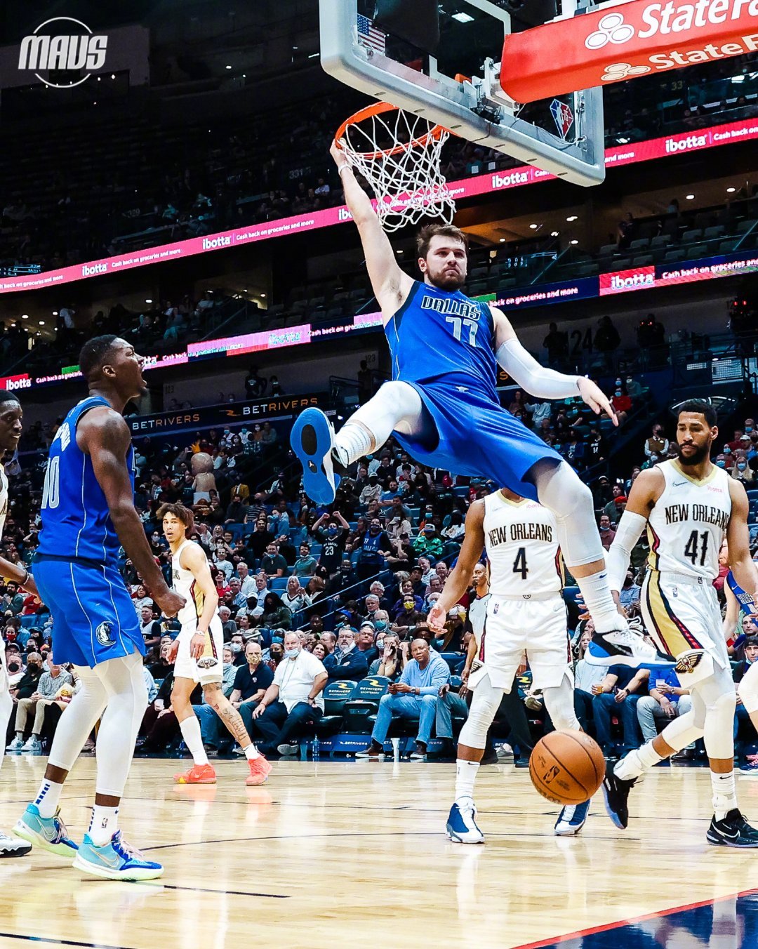 东契奇60分21篮板三双各节得分,东契奇12月场均轰下37分9板11助攻