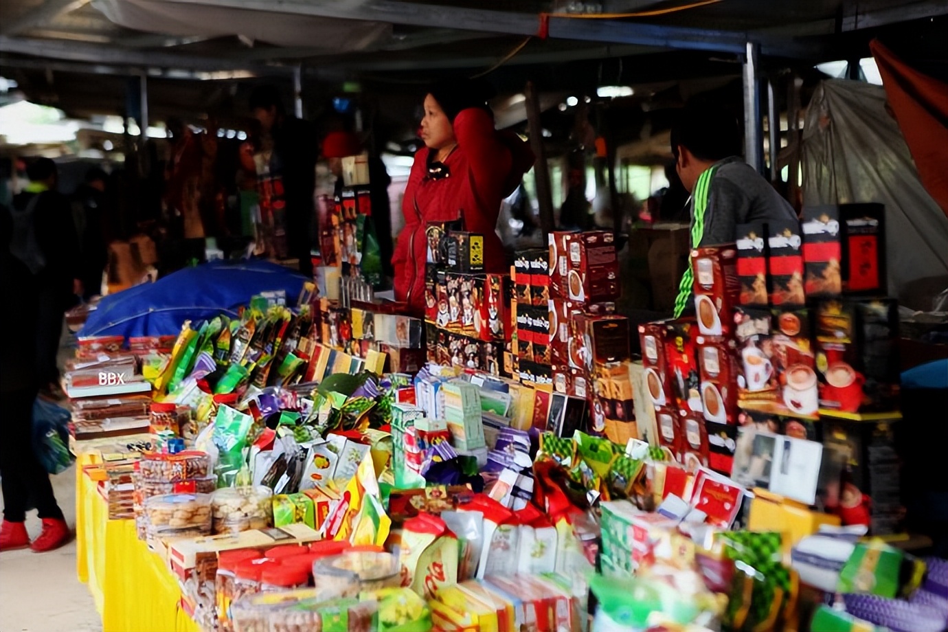 中越边境越南的露天集市,高平集市