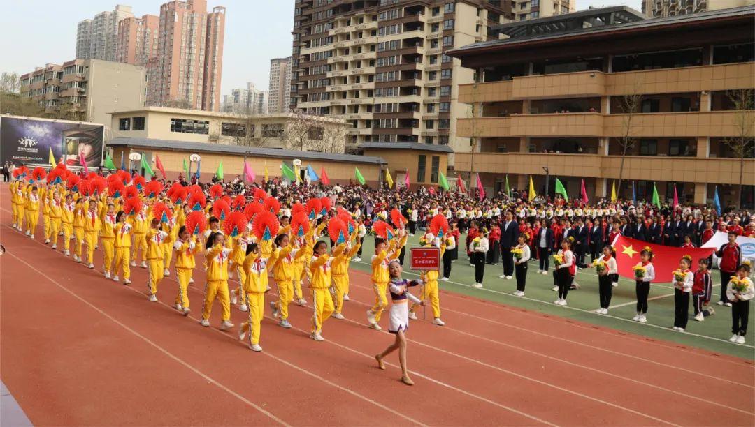 队列比赛风采展示,社团风采展示活动小学