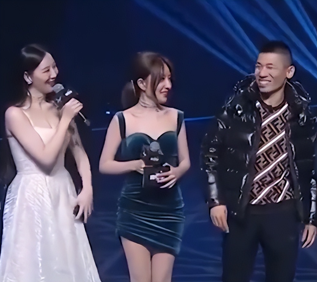 林七七打王者荣耀,林七七王者解说