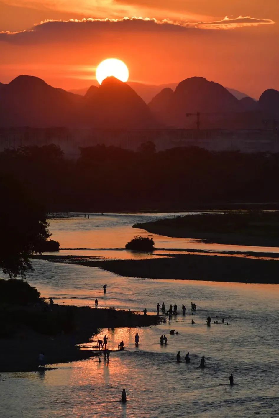 回到小县城朝九晚五,回归朝九晚五的生活