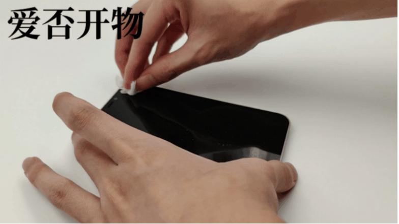 钢化膜贴膜推荐,完美手机贴膜教程钢化膜