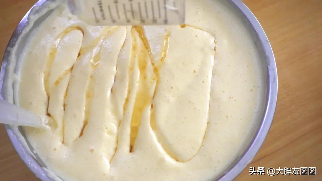 最简单的老式蛋糕的做法,松软细腻好吃的无水蛋糕的做法