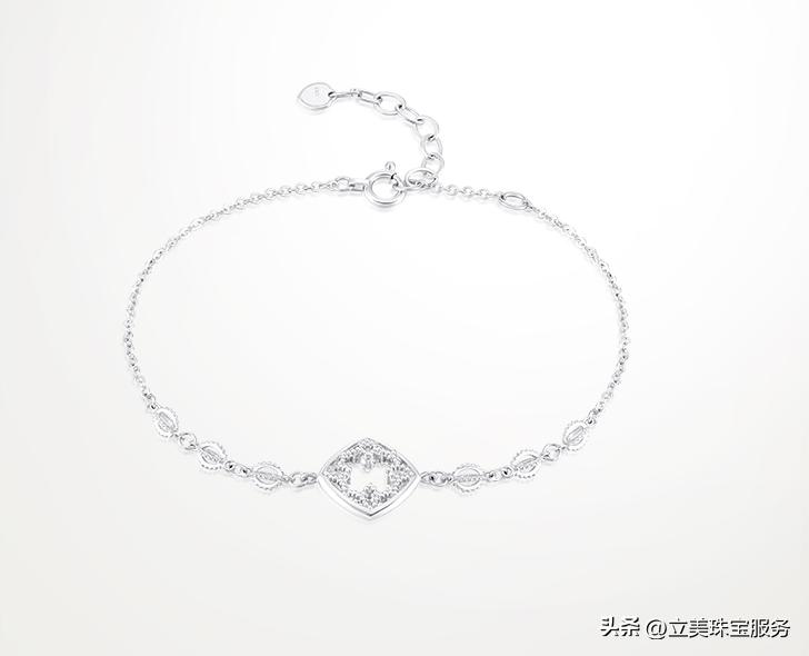 白金和黄金哪个好,现在市场上白金贵还是黄金贵