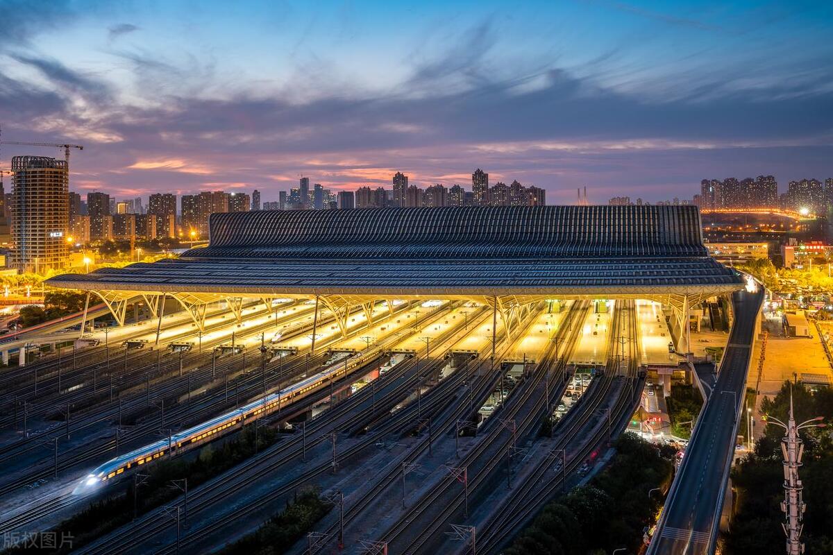 河北单招铁路类铁饭碗学校,山东职业学院铁路专业毕业铁饭碗