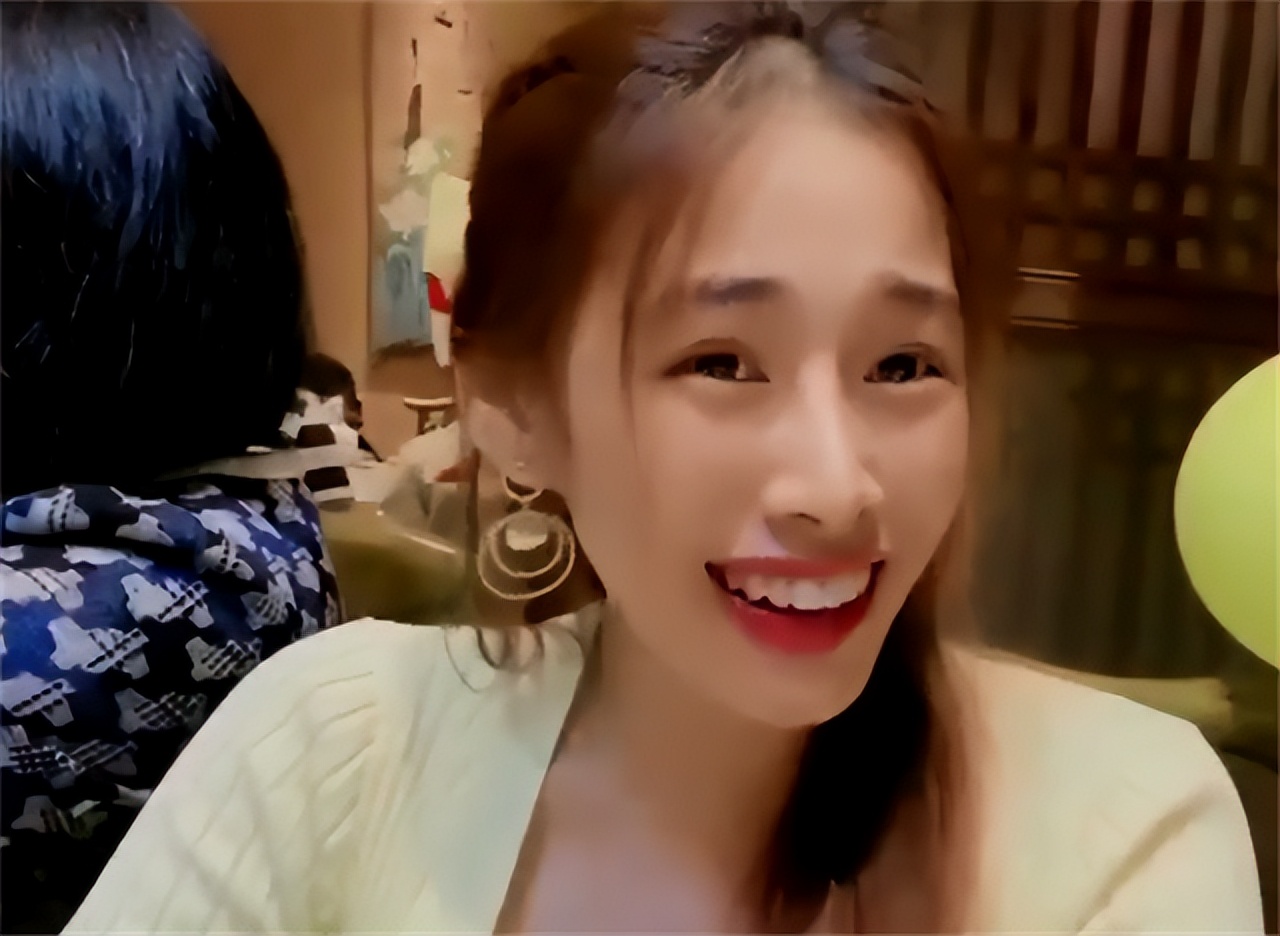 越南美女为爱嫁中国无业小伙，生娃后回国领证，今在中国农村创业