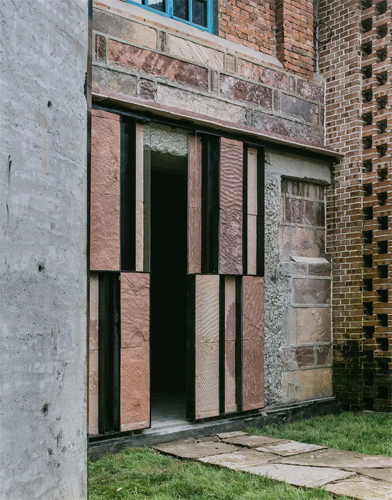 太行新宇美术馆拍照姿势,石板岩新宇美术馆