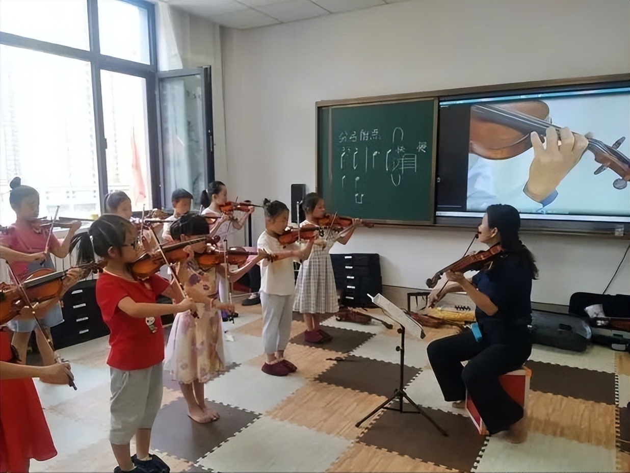 哈尔滨美女高材生：离婚后出家当道士，卖房修道观，25岁当上住持