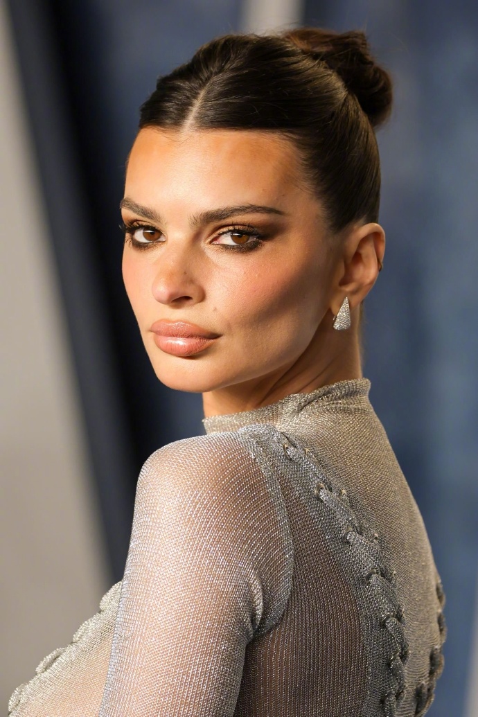 奥斯卡蓝毯礼服,奥斯卡蓝毯大开眼界