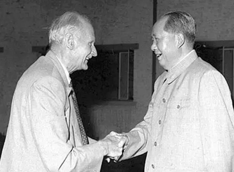 蒙哥马利参观延安澡堂,蒙哥马利参观中国军营