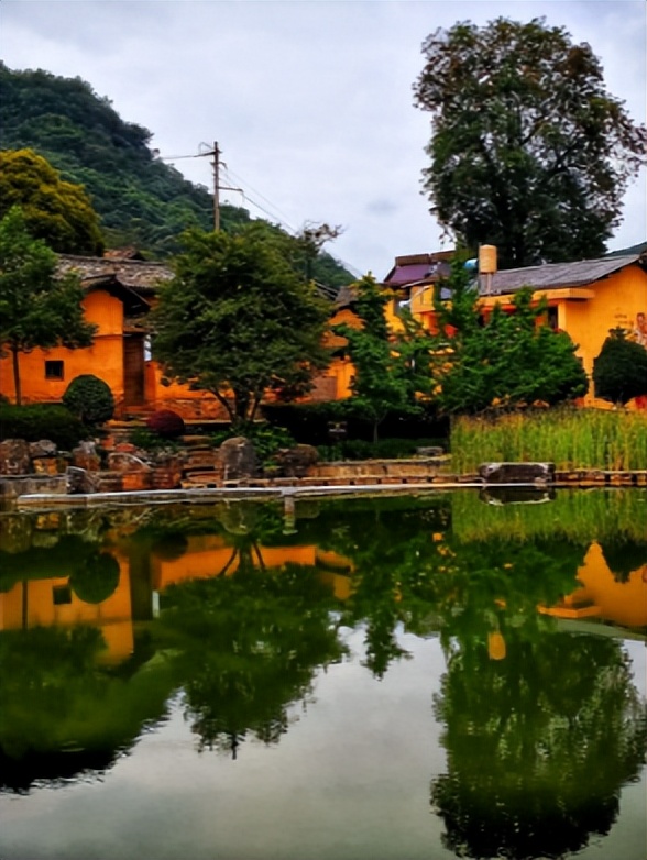 云南昆明繁华的地方,云南昆明必去的几个地方