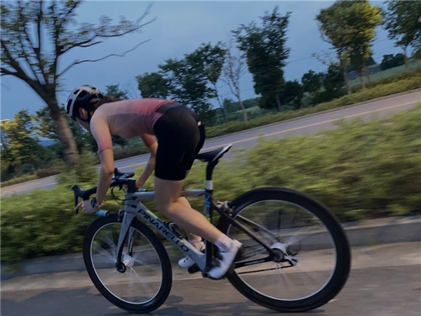 维乐SensoTT——来测评一下我今年最爱用的专业骑行坐垫