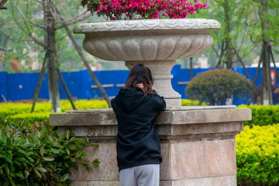 致敬平凡的劳动者图,致敬最朴素的劳动者图片