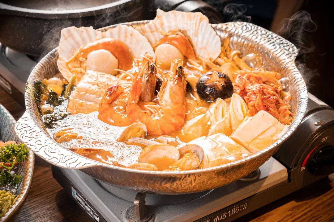 魔都首家烤鸵鸟蛋专门店，日料界新晋流量密码