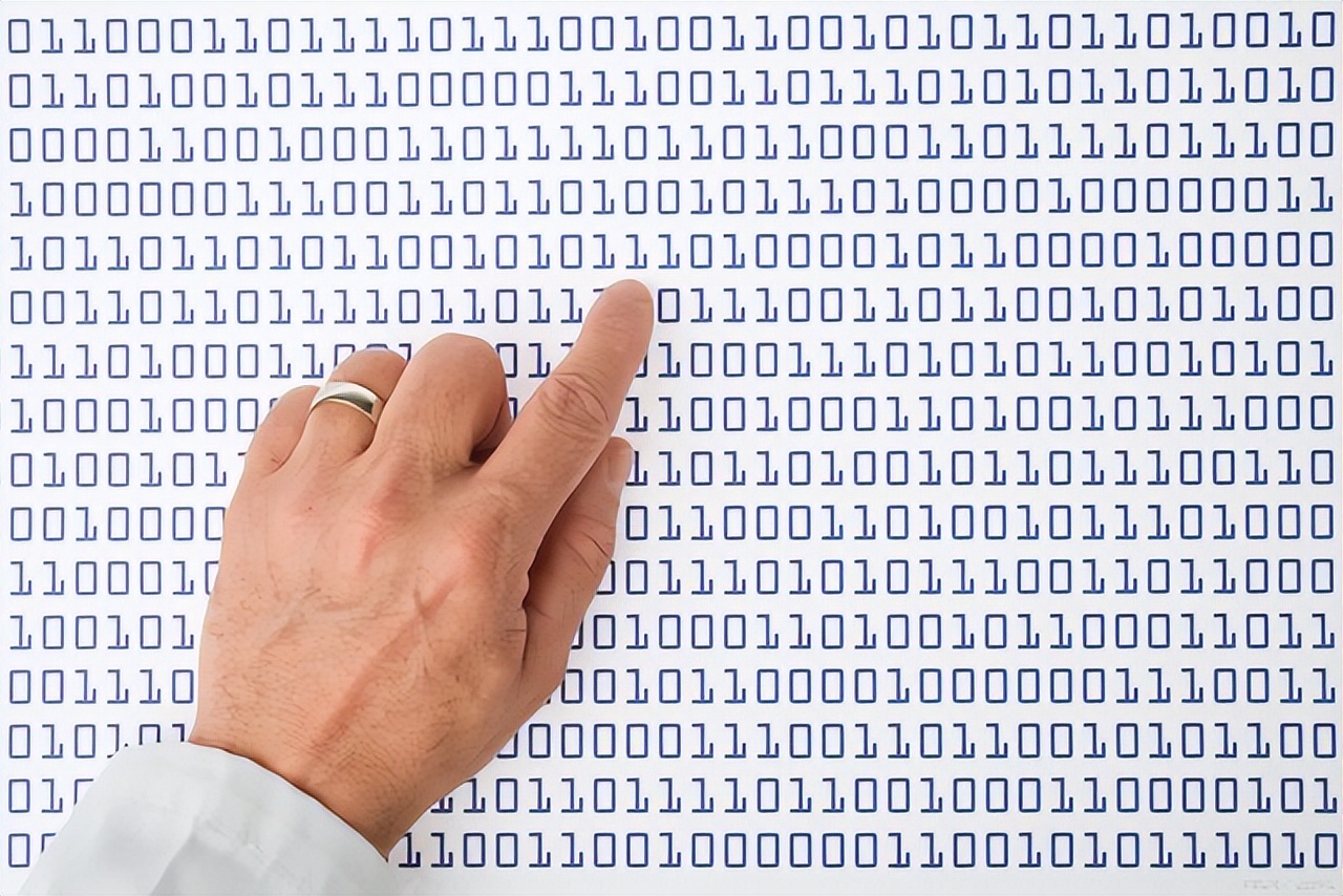 互联网医院开发app好还是小程序好,开发一款app小程序需要多少费用