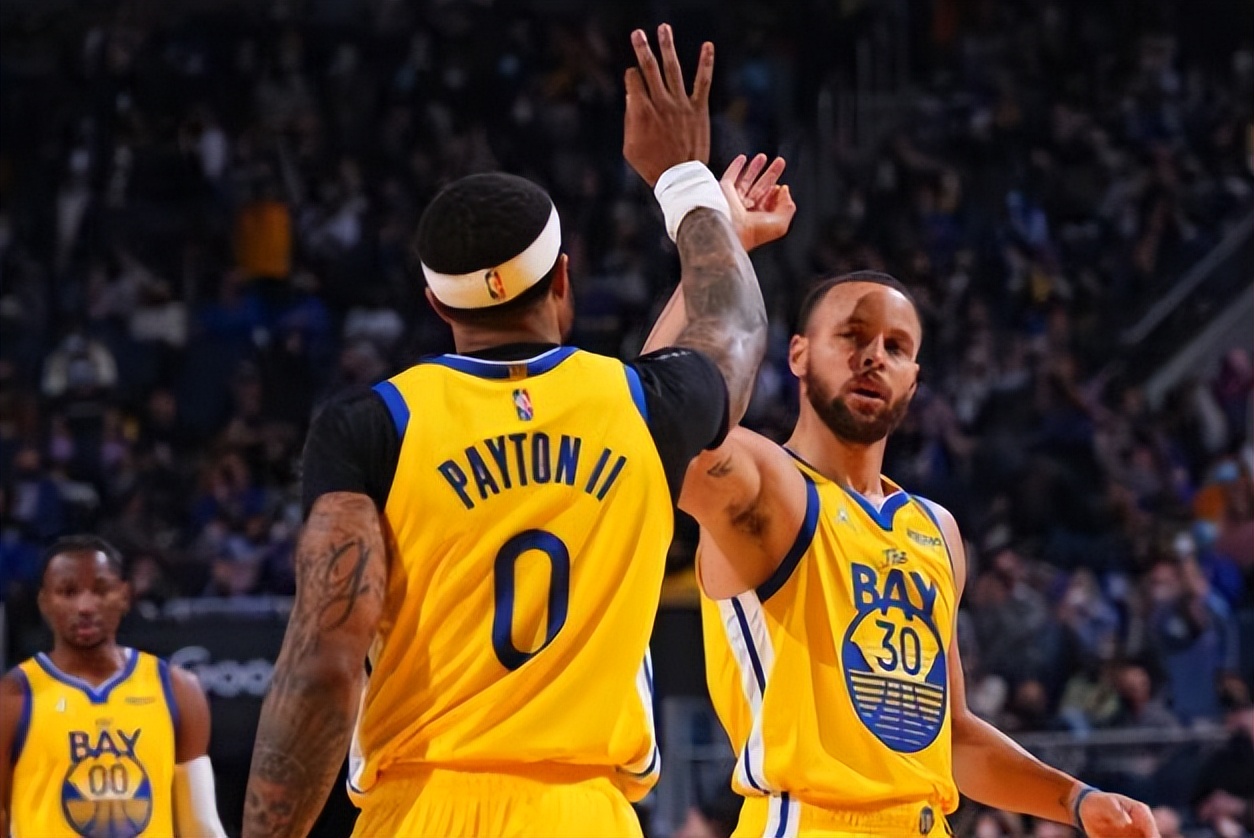 勇士小佩顿被哈登打哭,勇士小佩顿受伤