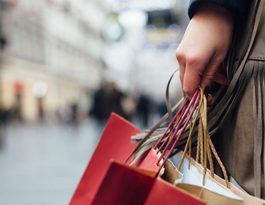 法律规定买到假货怎么赔偿,二手平台买到假货可以退一赔三吗
