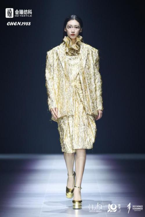 2023年新款时尚女装盐系气质,盛泽时尚女装