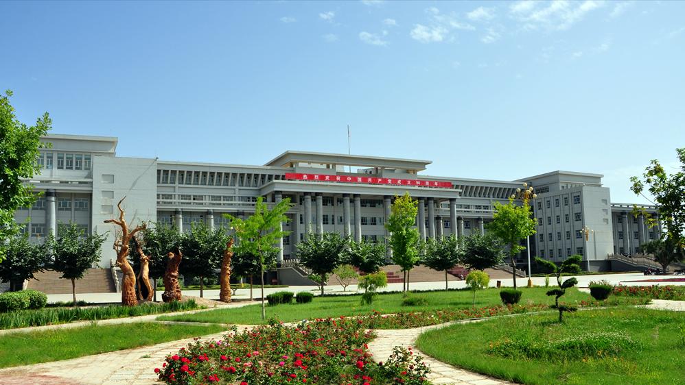 八一农垦大学与塔里木大学哪个好,塔里木大学值得报的专业