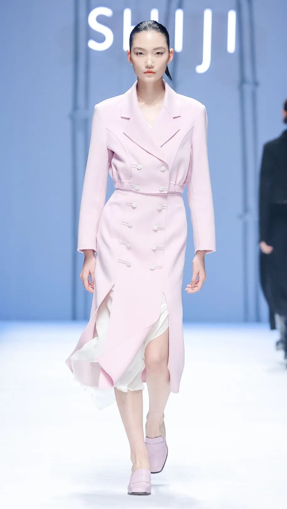 2023春季流行款式,2023年中年夏季流行款式