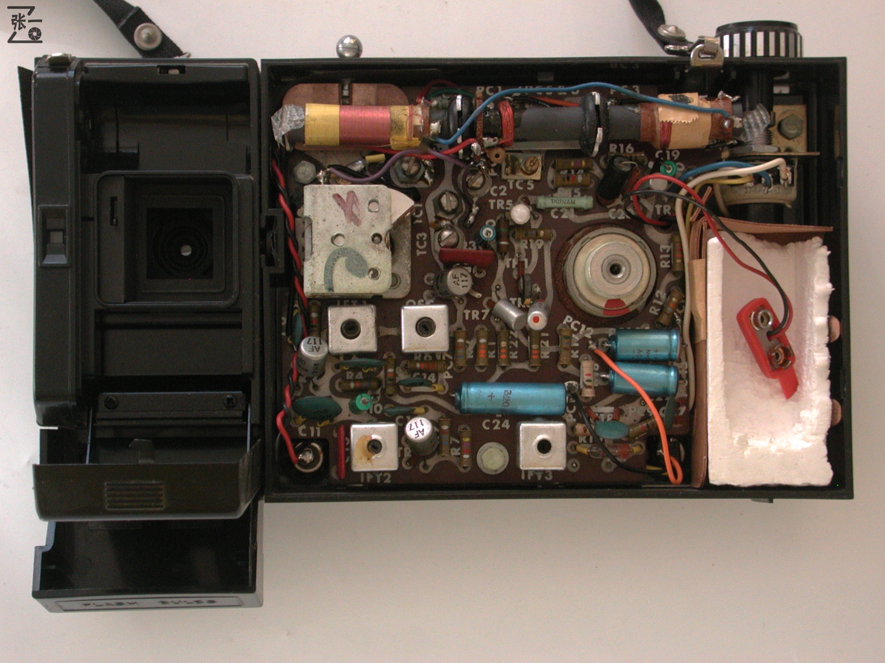 ​迟到的新年礼物：带收音机的照相机GECG822！英国1964年制造