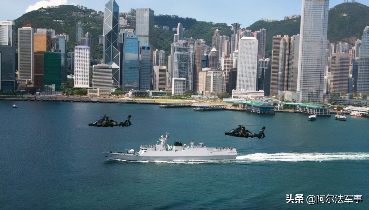 意不意外？一则网贴让移英港人发现，跑再远还得靠中国赏饭吃