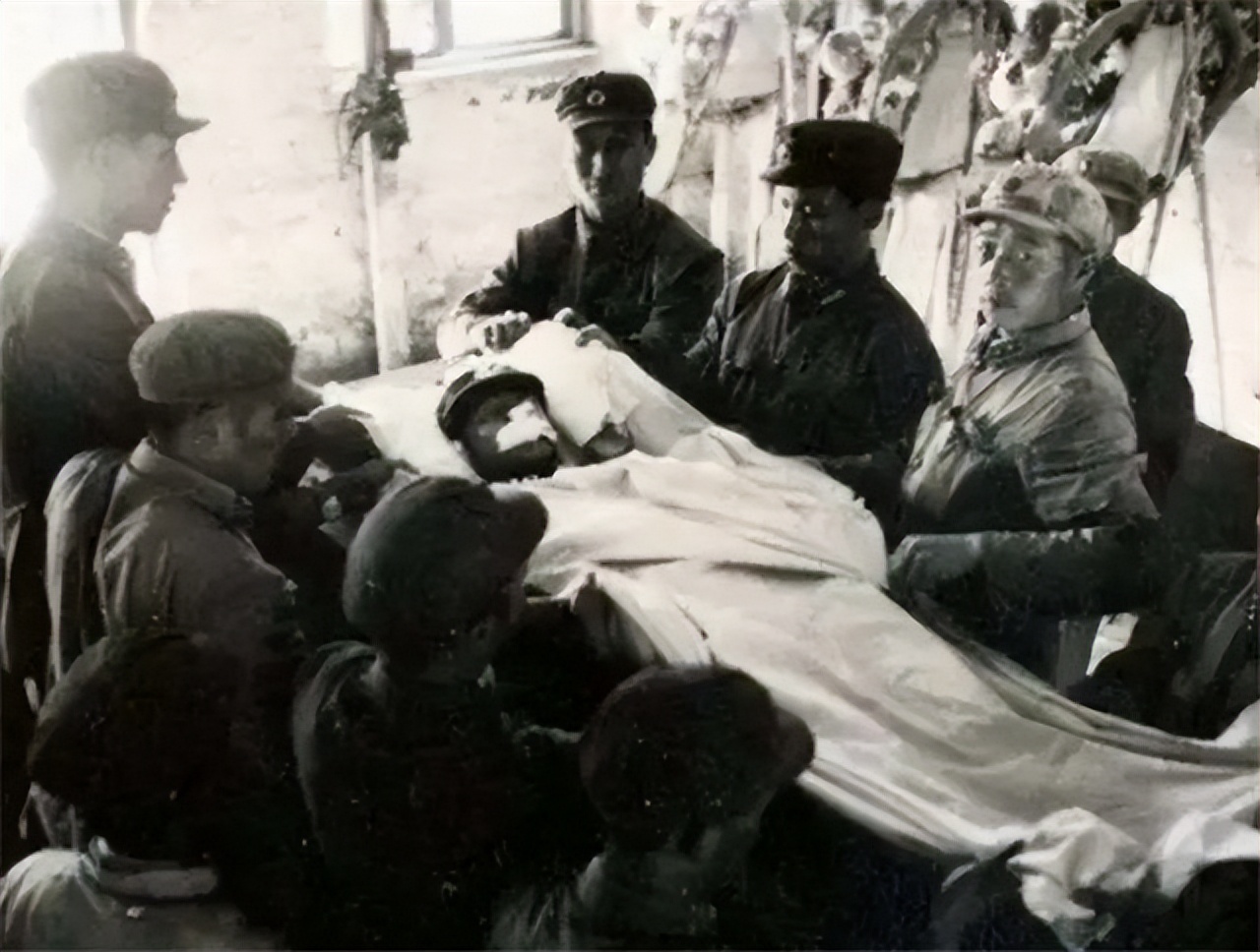 1962年雷锋牺牲真相，40年后鉴定人披露事故发生细节