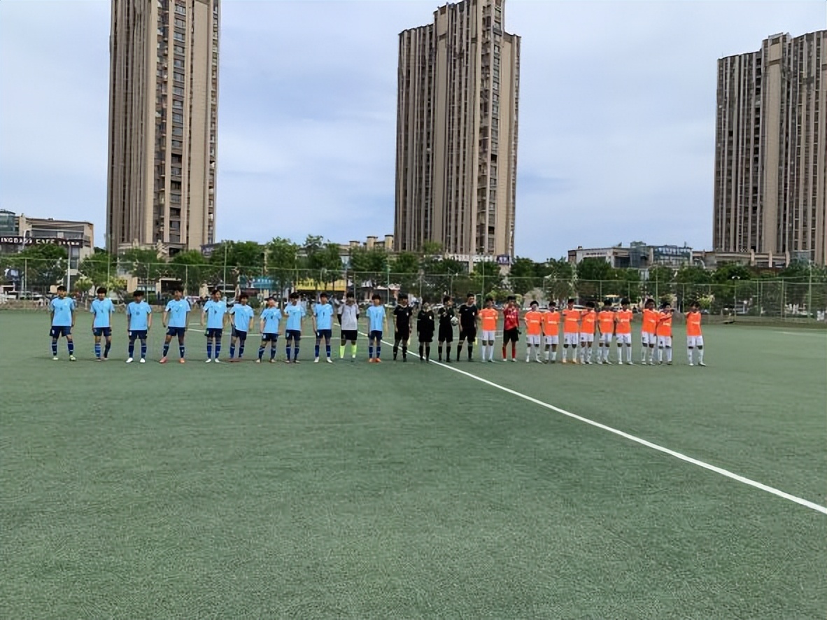 城阳二中2023喜报,城阳区第二实验小学足球冠军