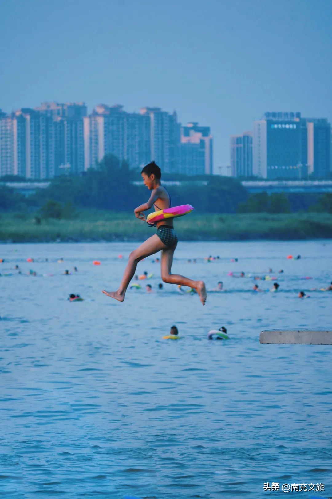 南充夏季哪里可以玩水,南充嘉陵江边哪里可以玩水