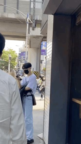 韩系女性穿搭简单好看,韩式穿搭怎么搭