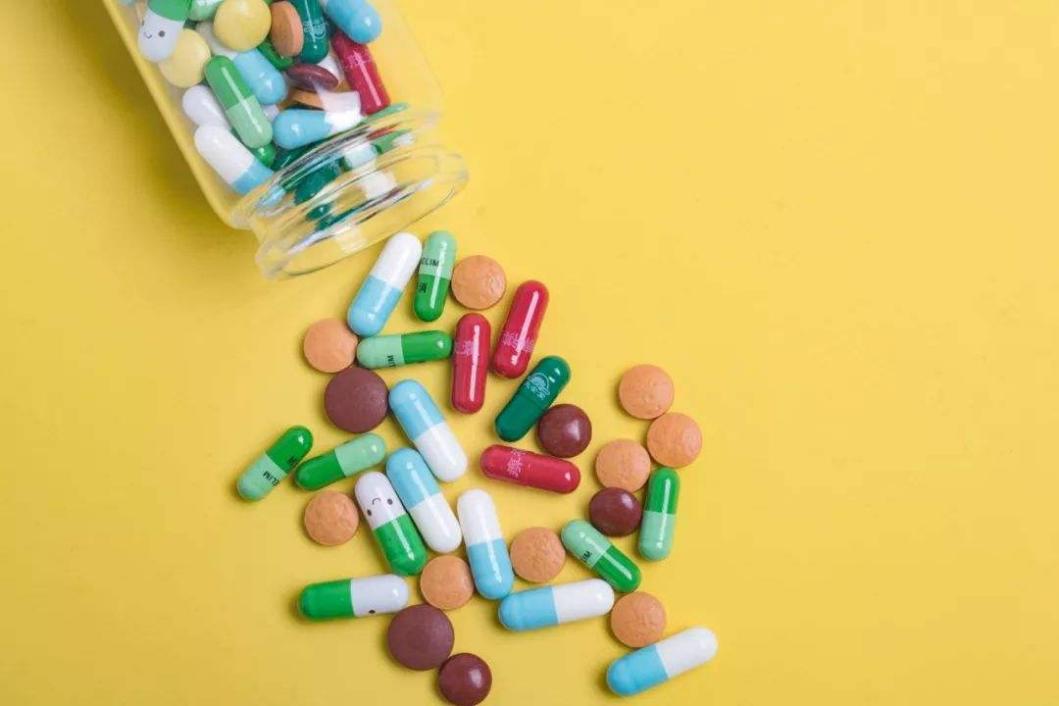 缓解静脉曲张简单实用不花冤枉钱,精索静脉曲张吃药能缓解疼痛吗