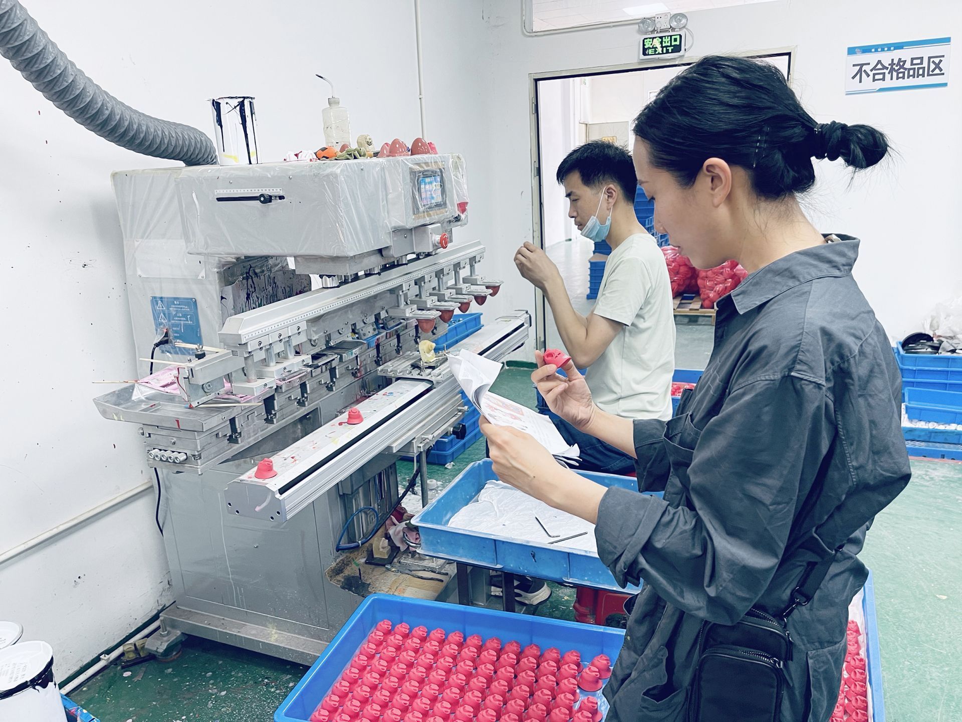 圳青年|和年画娃娃一起，“穿越”