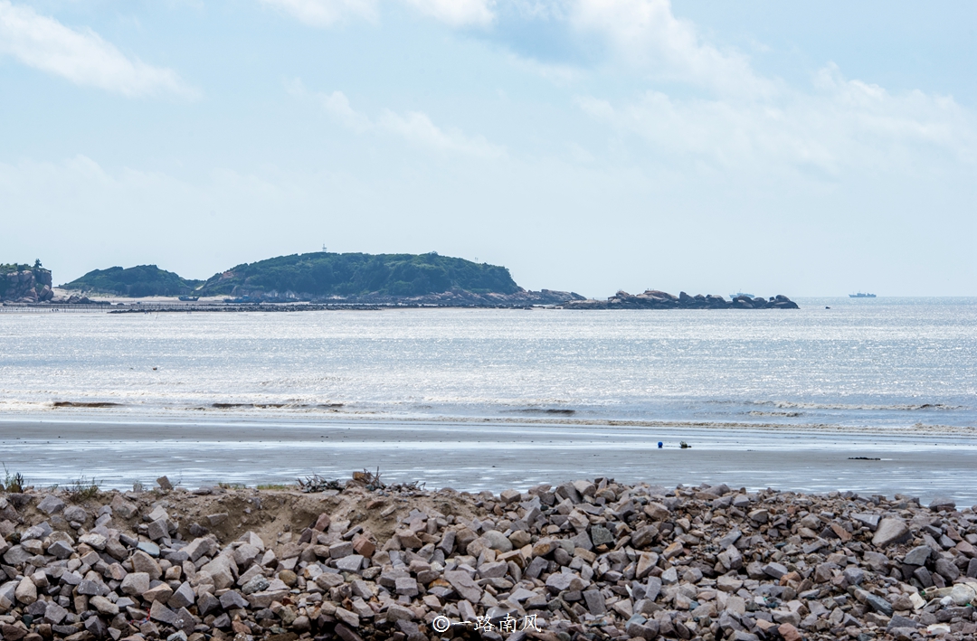 福建福州和厦门哪个城市实力更强,福建福州和福建厦门是一个地方吗