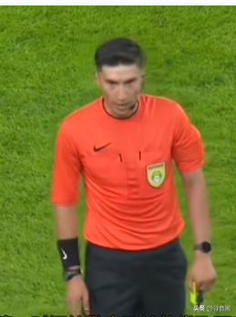 北京国安对上海海港麦麦提江裁判,买买提江裁判6秒违例全过程