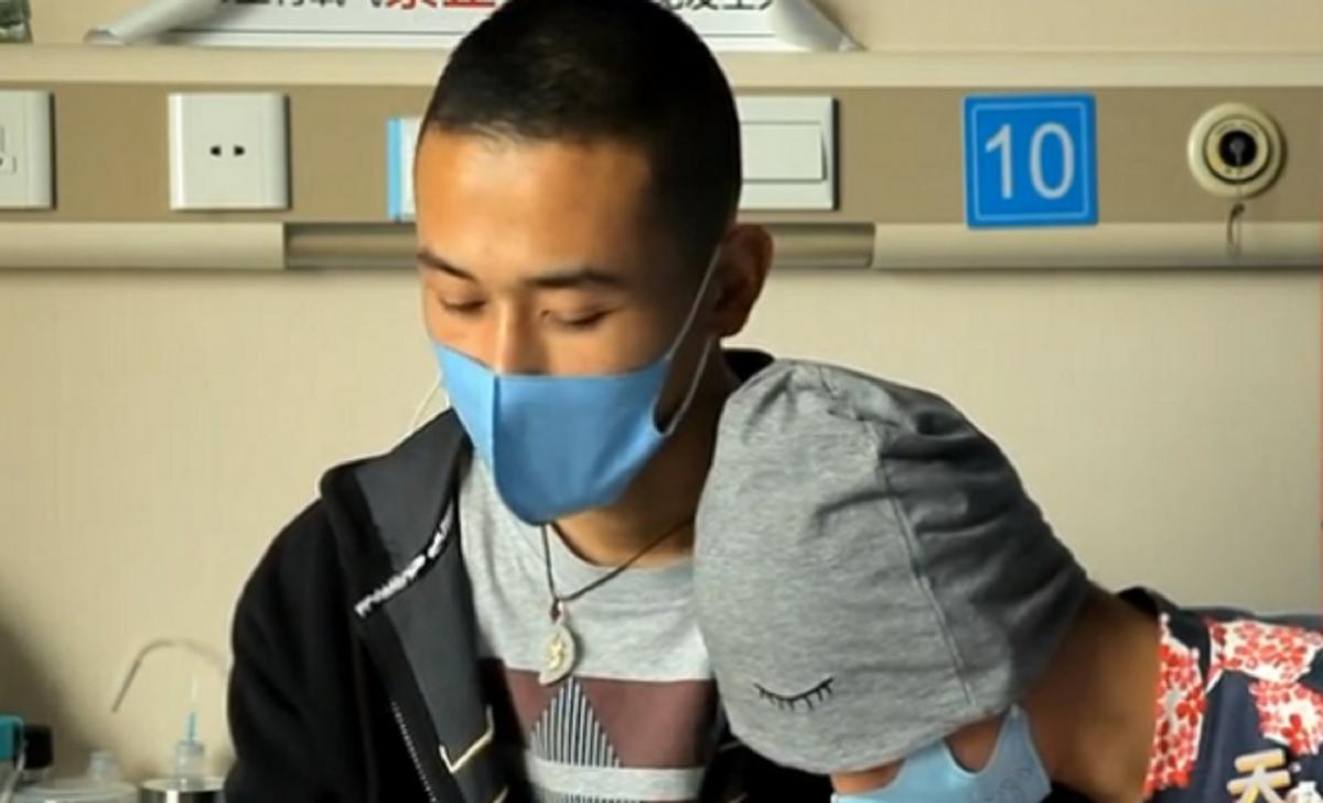 24女孩被骗30万轻生,女孩被骗9500服药自尽